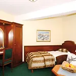 Hotel Manni 4*