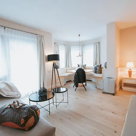 Manni Hotell 4*