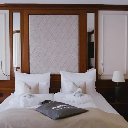 Hotell Manni 4*